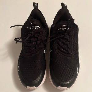 Band- Nike | Style- Nike Air Max 270 (Black and White) | Very lightly Worn